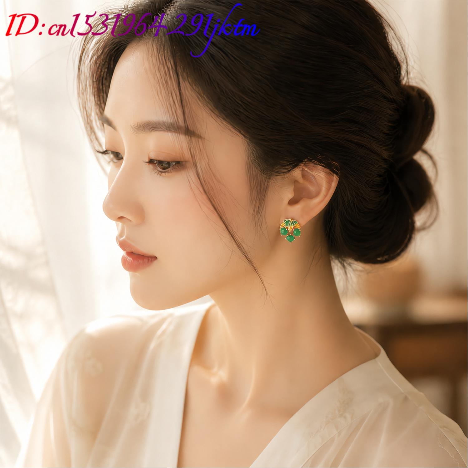 미얀마산 제이드 원석으로 만든 포도 모양 귀걸이, 빈티 - Earrings 리뷰 및 가격