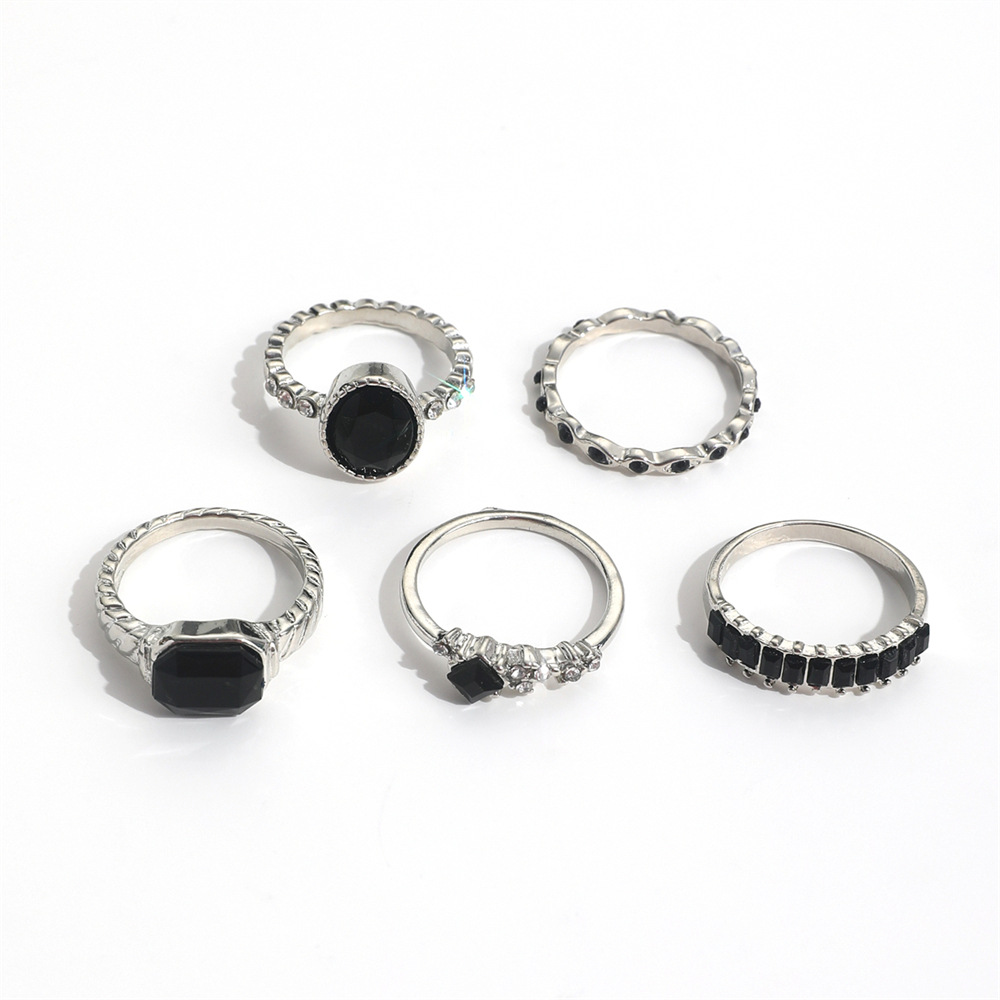 여성을 위한 레트로 스타일의 검은색 크리스탈 스톤 반지 - Vintage Punk Knuckle Rings Set 리뷰 및 가격