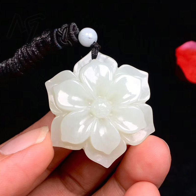 천연 중국어 흰색 옥 오각형 꽃 펜던트 손으로 조각 한 - Necklaces 리뷰 및 가격